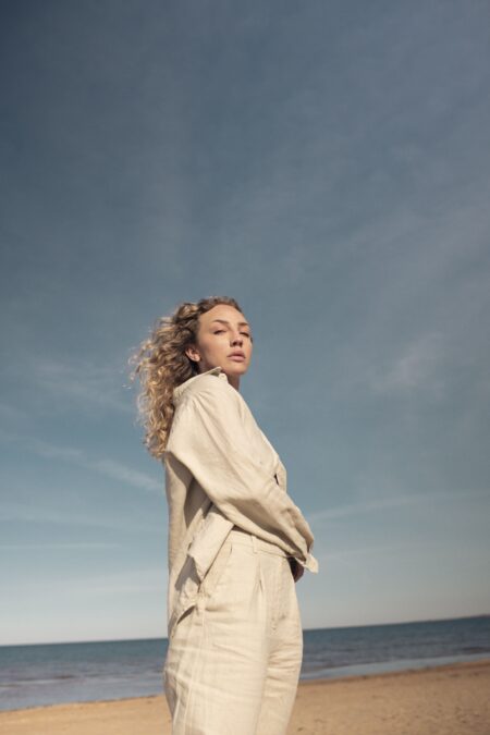 Björk Banner 70x120cm (blond hair model)